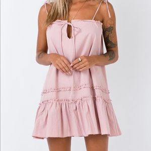 Mini dress blush size us 2